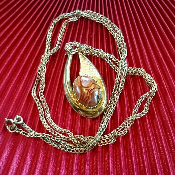 VINTAGE AGATE PENDANT & CHAIN - Picture 4 of 4